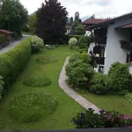 Pensjonat Gaestehaus Kuhns Alpenrose