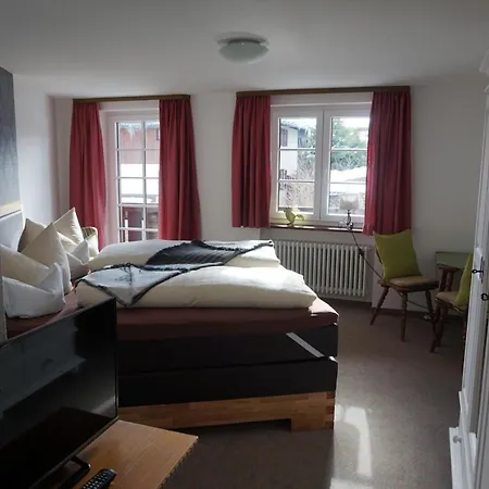 Gæstehus Gaestehaus Kuhns Alpenrose 4*