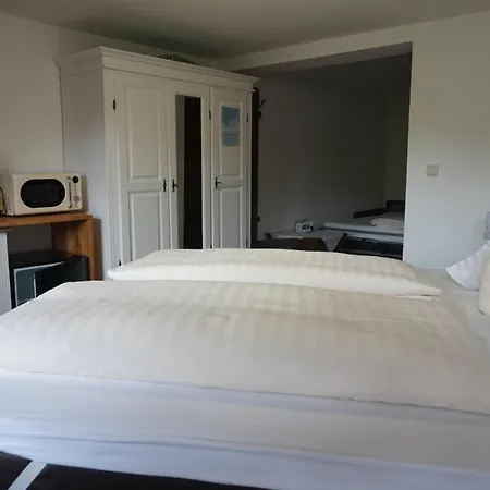 Garni Liberia Guest house