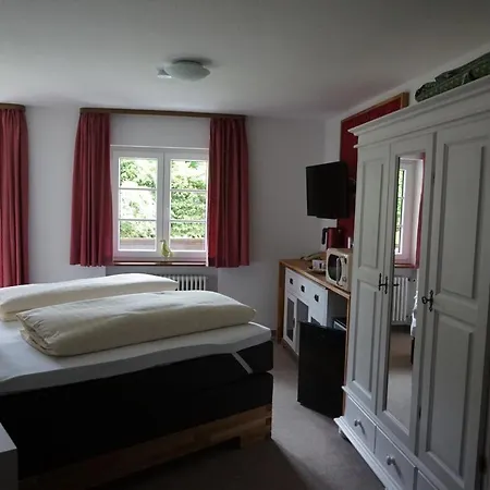 Gaestehaus Kuhns Alpenrose Gæstehus 4*