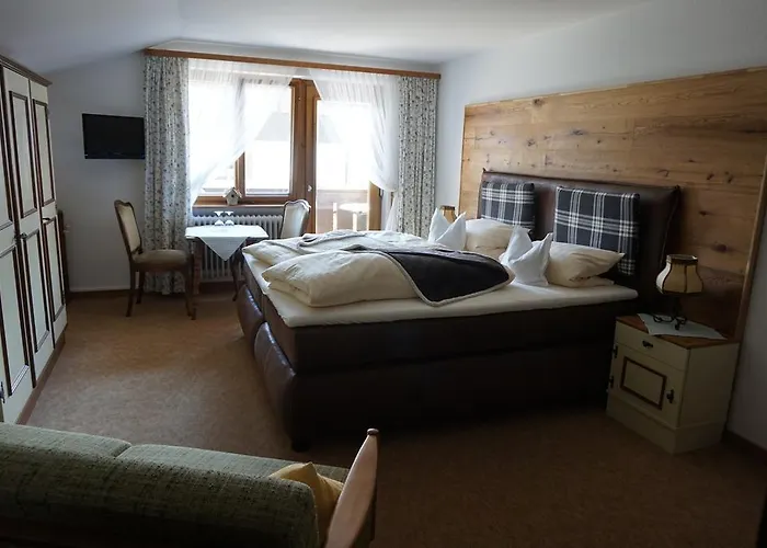 בית הארחה Garni Liberia 3*